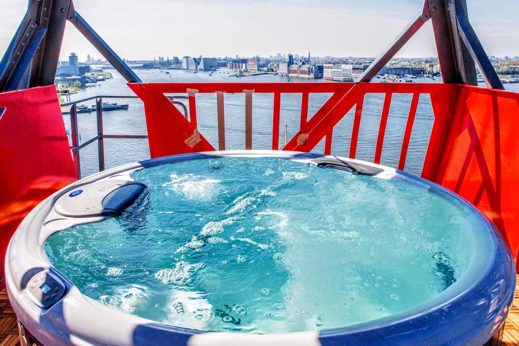 Suite with River View,1758386111:JPEG